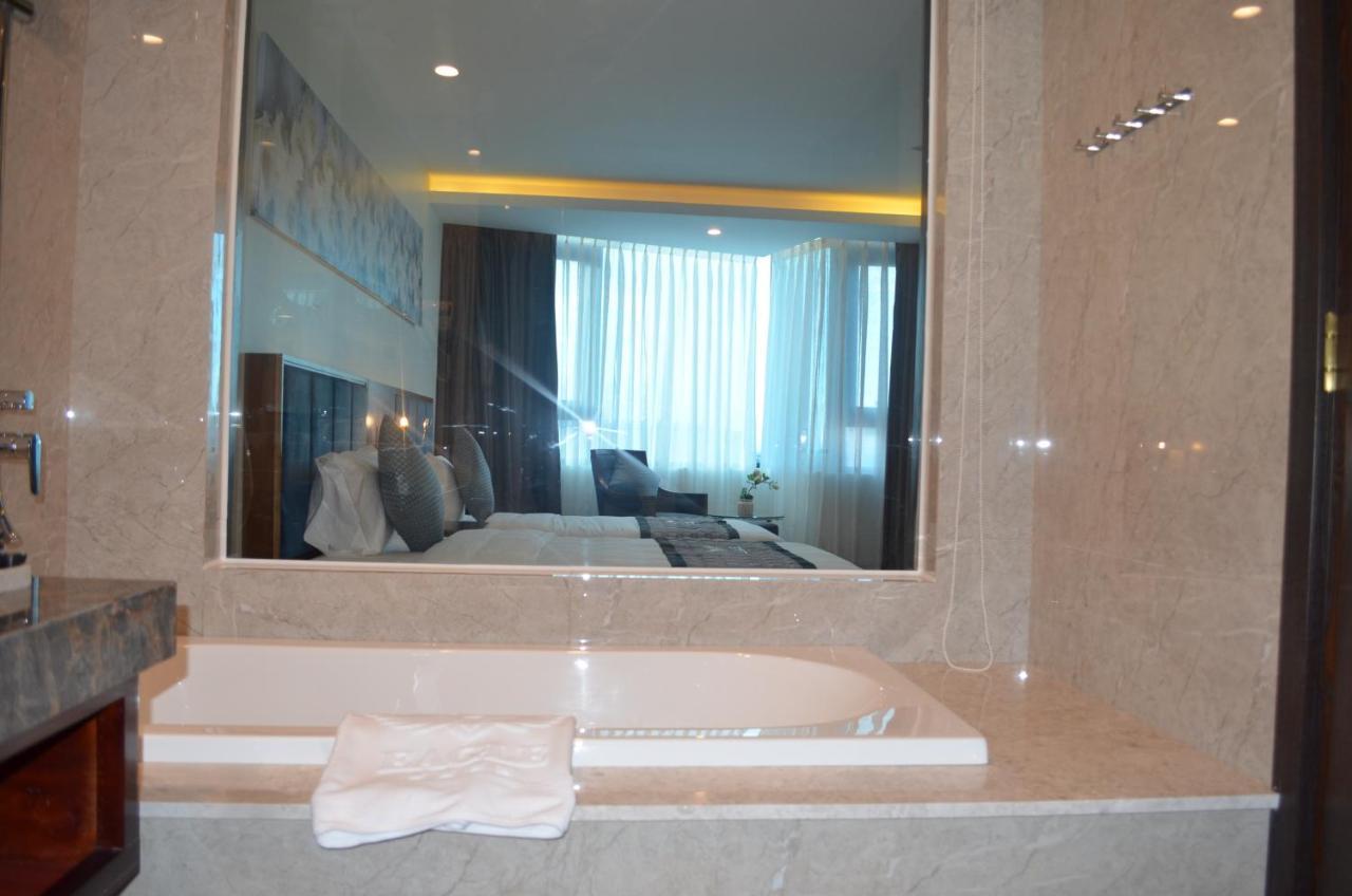 Eagle Hotel Dai Tiet Exterior foto